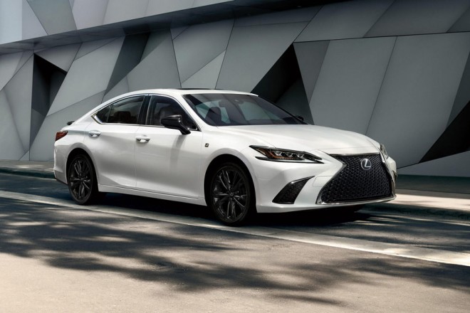 Người Dùng Đánh Giá Lexus ES 2021 Ra Sao? Khám Phá ES 250 Và 300h